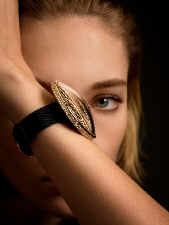 From Haute Couture to Haute Horlogerie: the Chanel pincushion watch