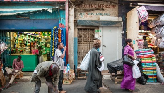 Senegal: at the sickbed of the watch market
