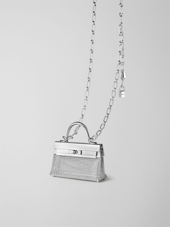 Hermès Kellymorphose: an icon made jewellery