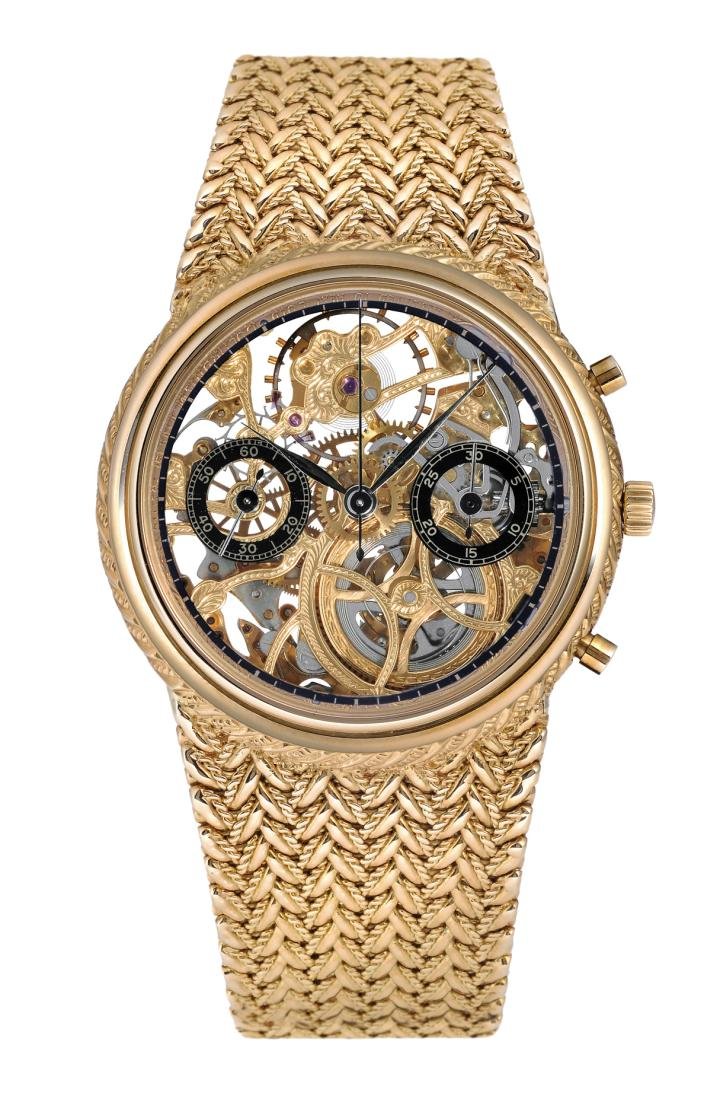 Chronograph in 18K yellow gold from 1936, oversized for the time (38 mm).