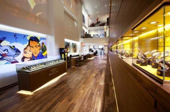 Breitling inaugurates its first flagship store in the heart of Manhattan