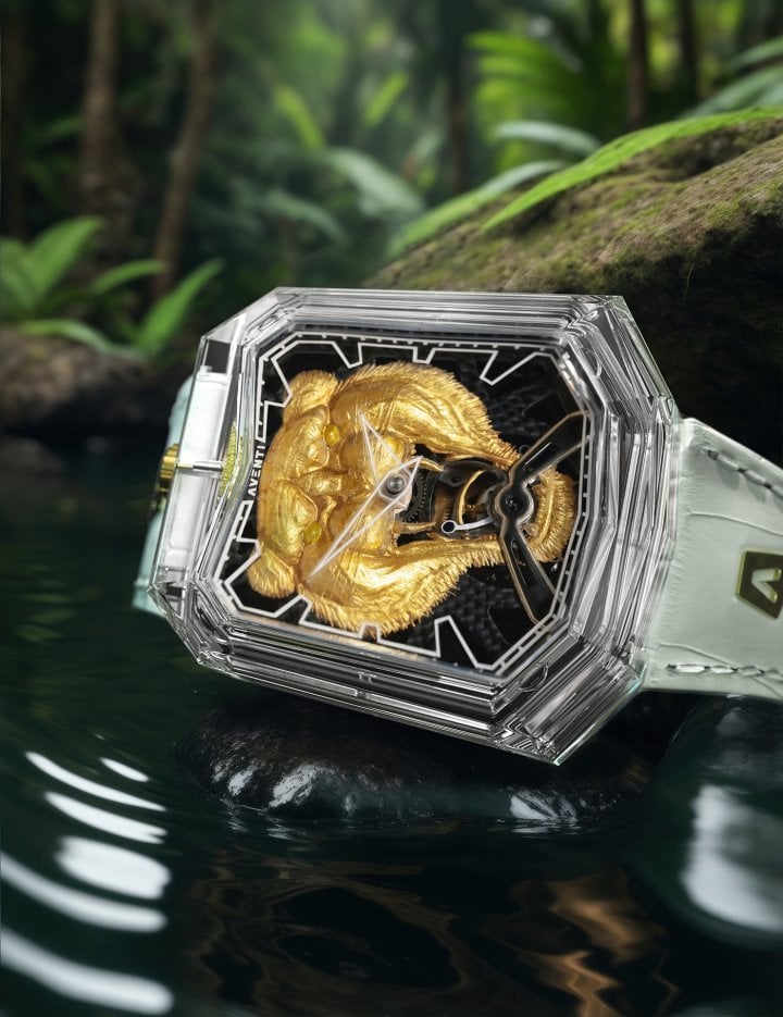 Aventi's Golden Tiger timepiece features a meticulously hand-carved Intaglio sapphire dial, presenting a shimmering reversed tiger face lined with 24k gold. Every element, from the saltwater crocodile wristband to the Grade 5 titanium movement, screams unparalleled quality.
