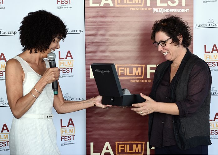 Stephanie Allain giving Lisa Cholodenko the Jaeger-LeCoultre “Glory to the Filmmaker” Award 2014