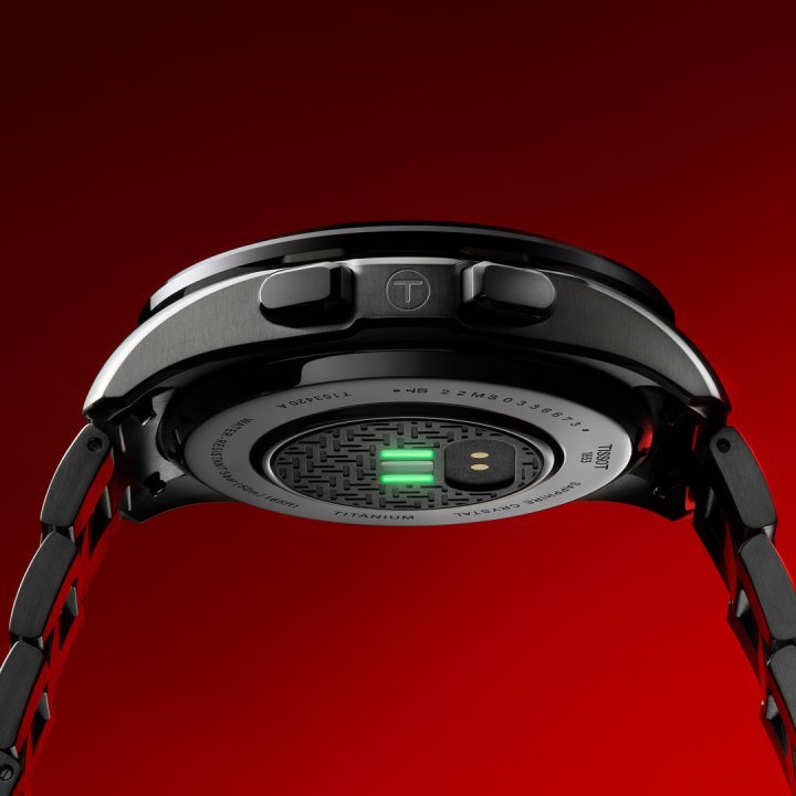 The Tissot T-Touch Connect Sport is equipped with a new sensor for refined biometric measurements. “While its primary function is to inform users, it does not seek to replace your phone. Instead, it offers timely notifications, while always emphasising its primary identity as a genuine watch,” the brand emphasises.