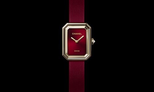 Chanel presents Premiere Ribbon Red 