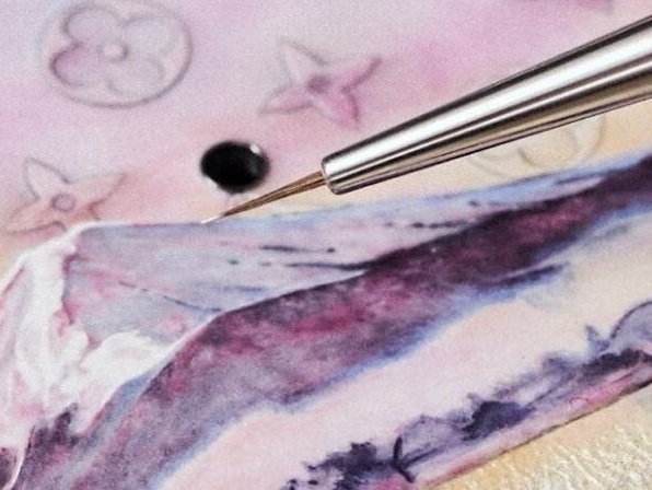 Debora Martinez: the new wave of miniature painting
