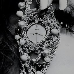 BULOVA