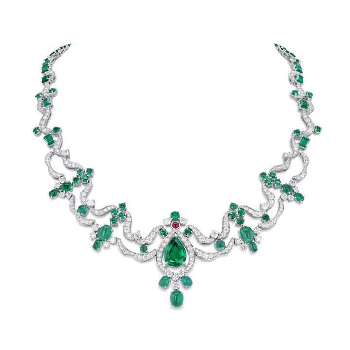 Dancing Dunes emerald and diamond necklace by Gübelin