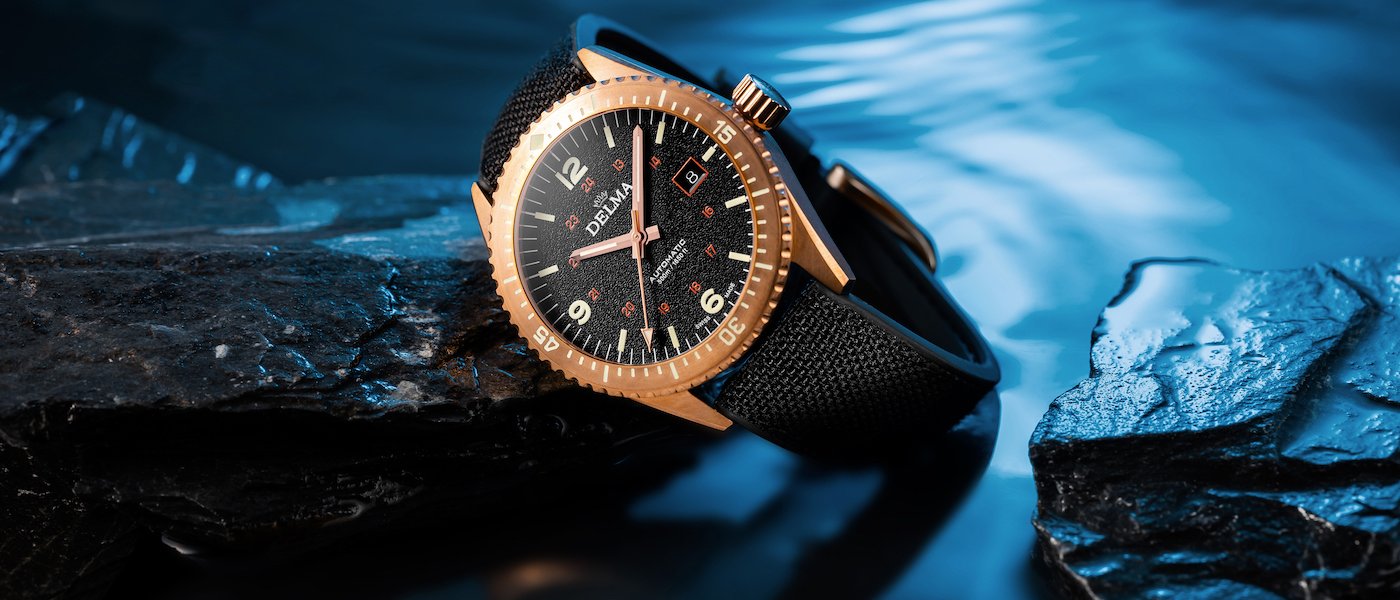 Delma Cayman Bronze: connect with nature 