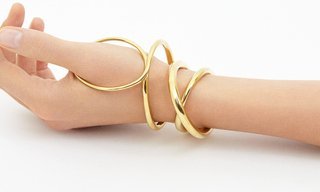 Jewellery and the new ways of wearing it