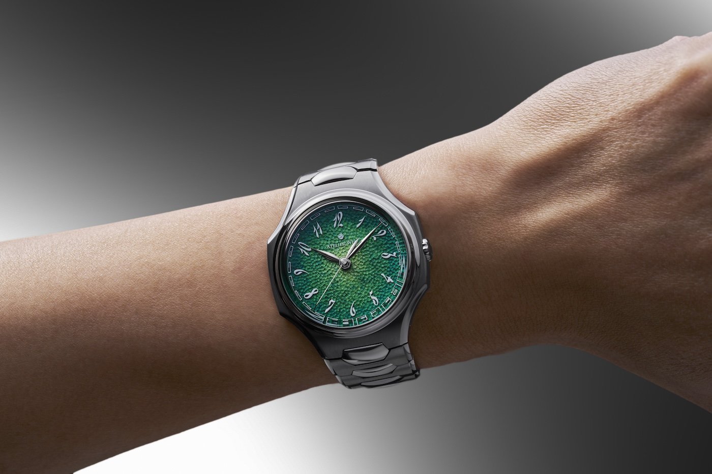 Atelier Wen turns to titanium