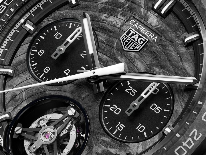 Carbon inside and out! For the first watches to carry the new TH-Carbonspring technology, TAG Heuer turned to its two most emblematic designs, the TAG Heuer Monaco and the TAG Heuer Carrera. Each has a case forged in carbon fibre. Both watches also feature bespoke carbon fibre detailing, most notably in their forged carbon dials decorated with a spiral that, like a hairspring, is snail-shaped rather than a perfect circle. 