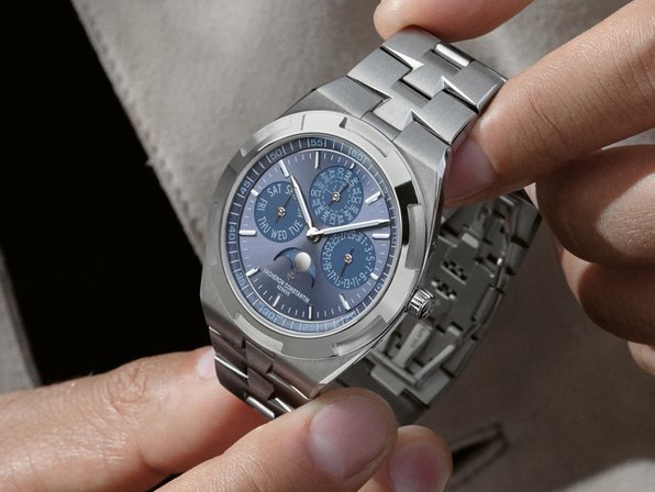 Vacheron Constantin Overseas Perpetual Calendar Ultra-Thin Azure Dial