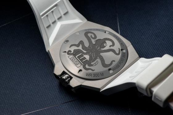 Linde Werdelin resurfaces with the new Oktopus MoonLite – White