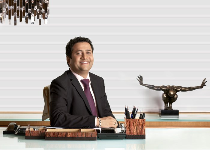 Mr. Dinesh Lakhani, Director of Kiran Gems