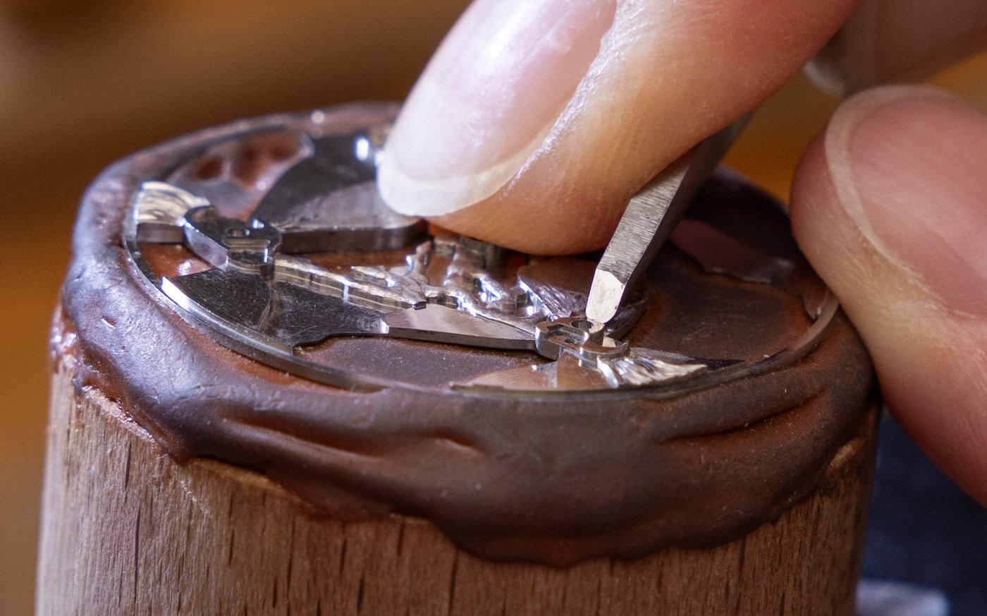 Taos presents two new unique pieces: Genèse & Odonata