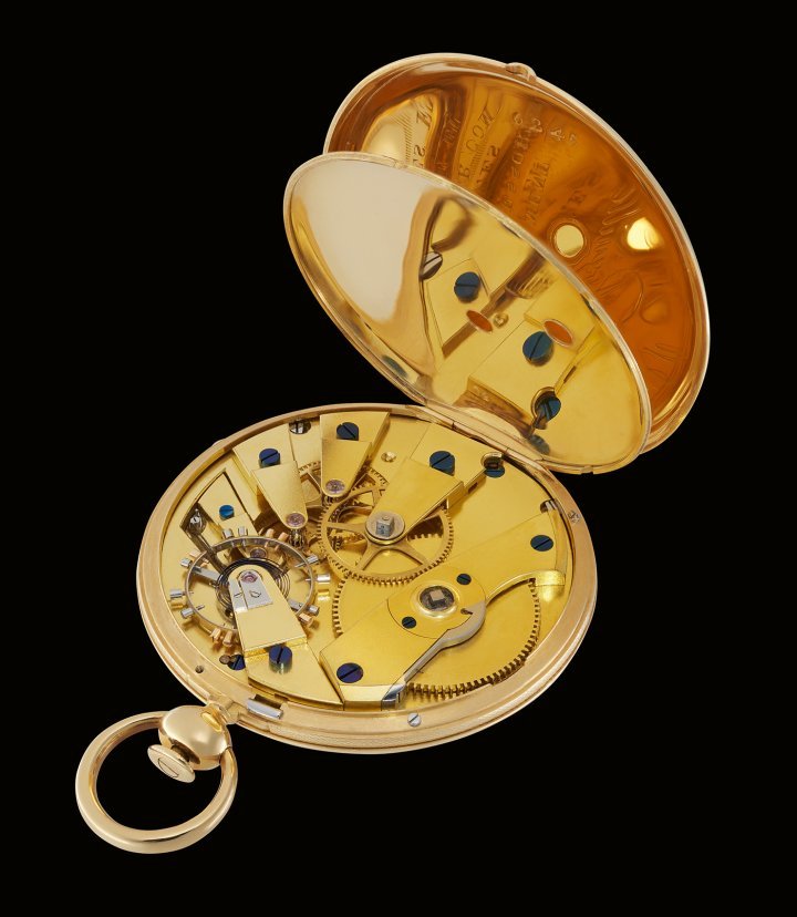 Movement: gilt 18-ligne Lepine-type movement with Earnshaw-type spring detent escapement. Split bi-metallic balance in brass and steel with 16 screws. No regulator. Dual-level blued steel hairspring – rather than a flat cylindrical hairspring, it has two springs that are connected. The movement is of Jules Jürgensen's own design. 