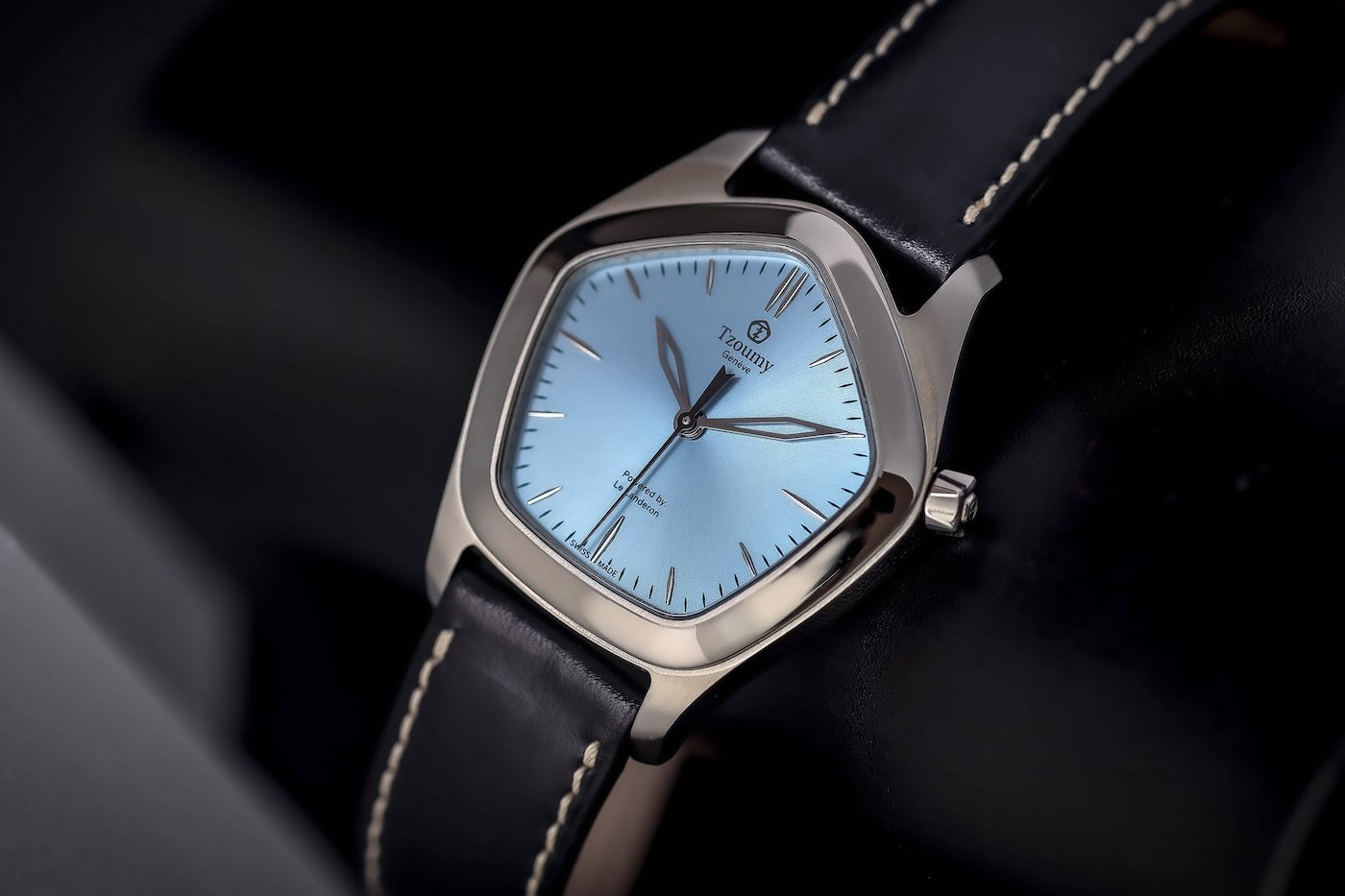 Discover the pentagonal Tzoumy watch collection