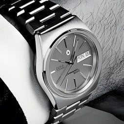 DOXA by SYNCHRON “Stratoquartz 2000”