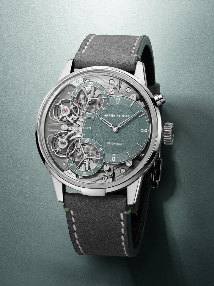 Also unveiled this year as a 50-piece limited edition, the Mirrored Force Resonance Manufacture Edition Green features an off-centre green dial with a textured grained finish. The visible movement remains key to the design.