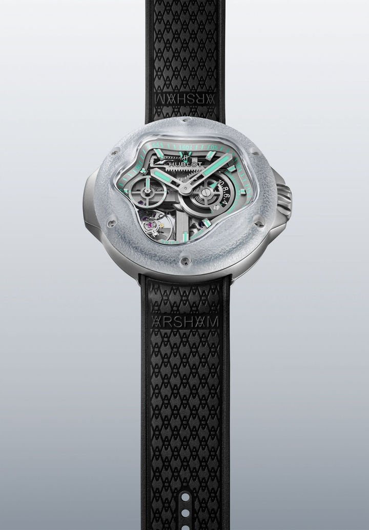 Hublot and Daniel Arsham unveil the MP-17 Arsham splash: a fluid evolution of artistic horology