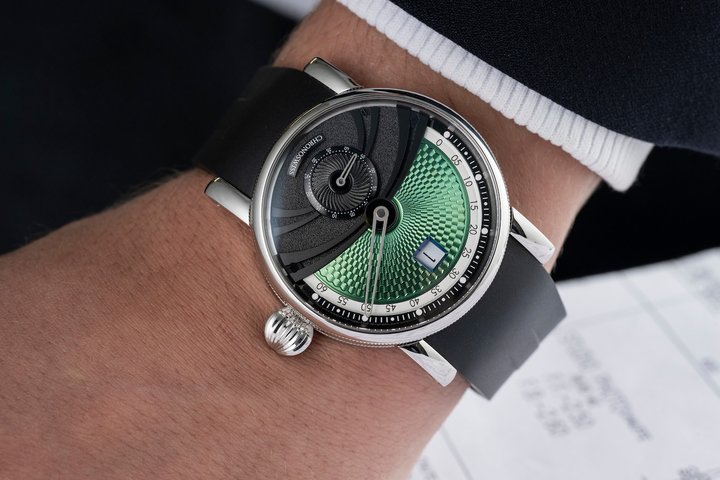 Chronoswiss unveils steel versions of the praised Delphis