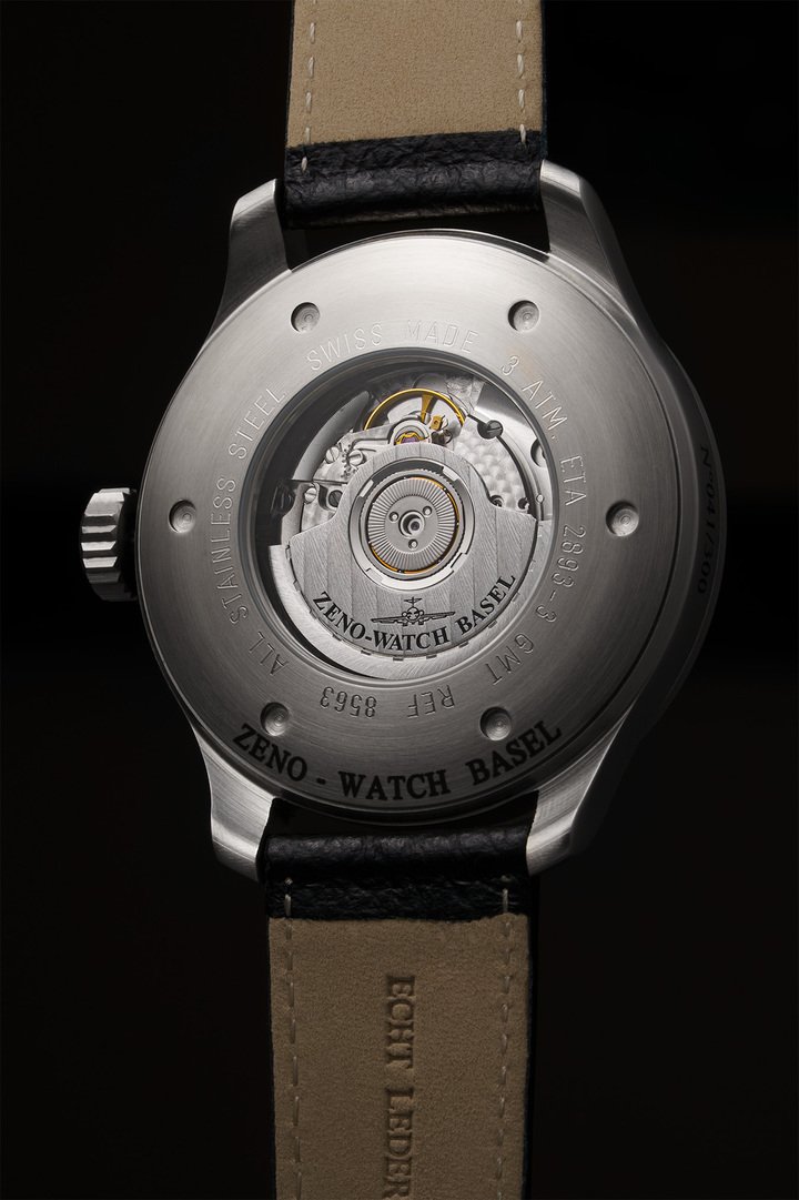 Zeno Polar Worldtimer: A Bird's-Eye View of Time from the North Pole