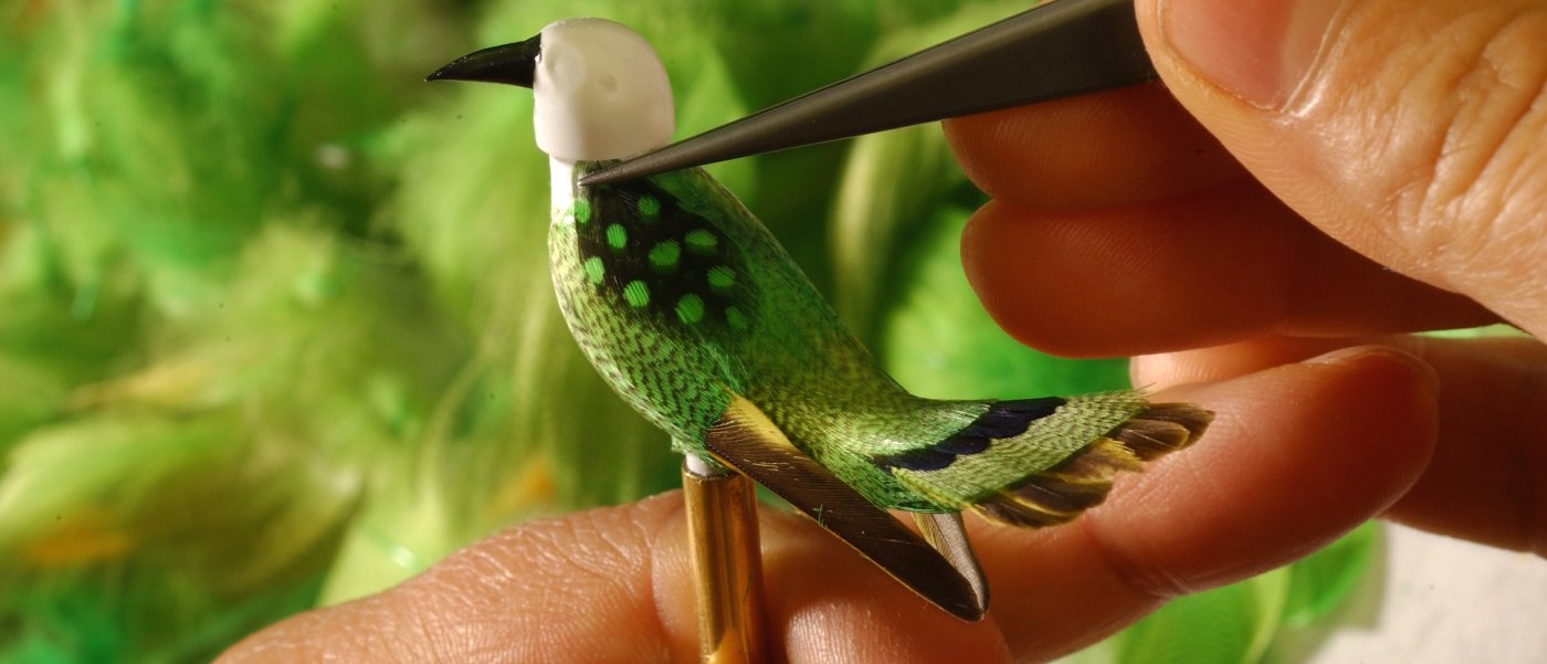 Reuge presents the Green Canary Enchanting Bird