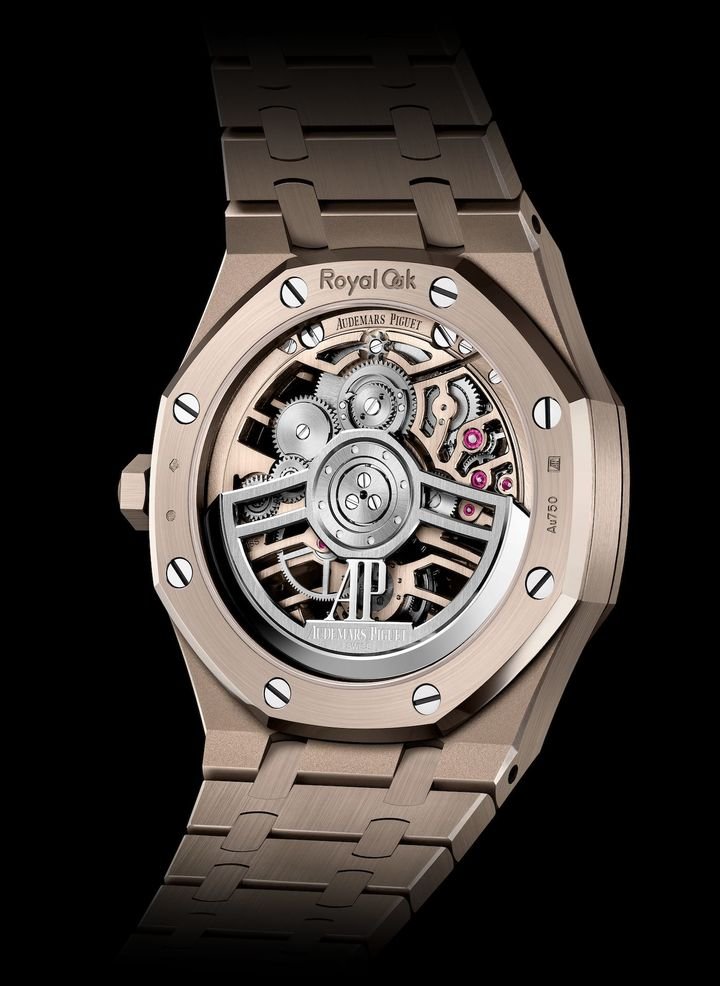 Audemars Piguet premieres sand gold with new Royal Oak