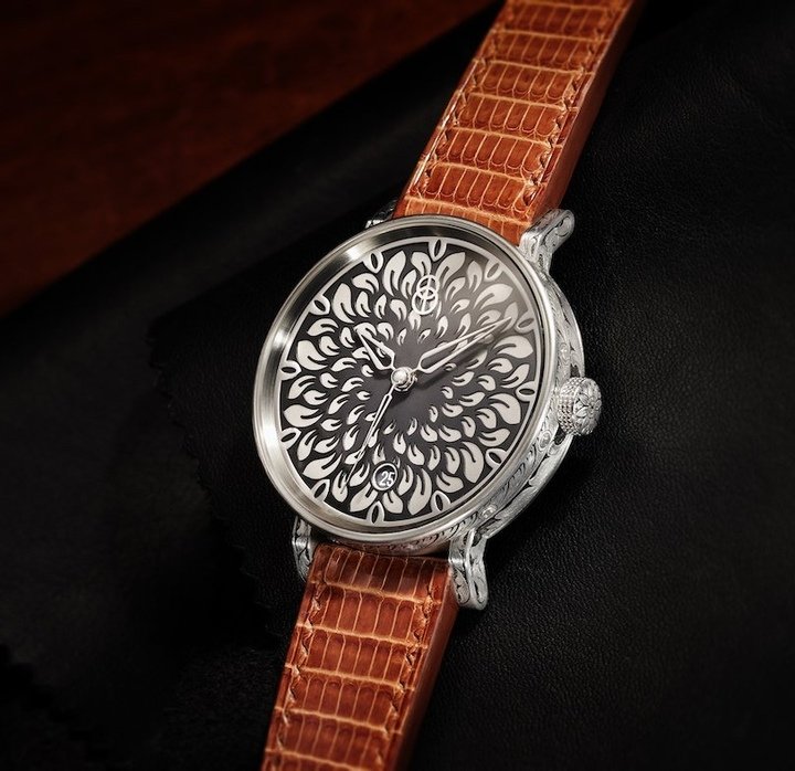 Robot debuts the Graphic Engraved Piece Unique 2025 