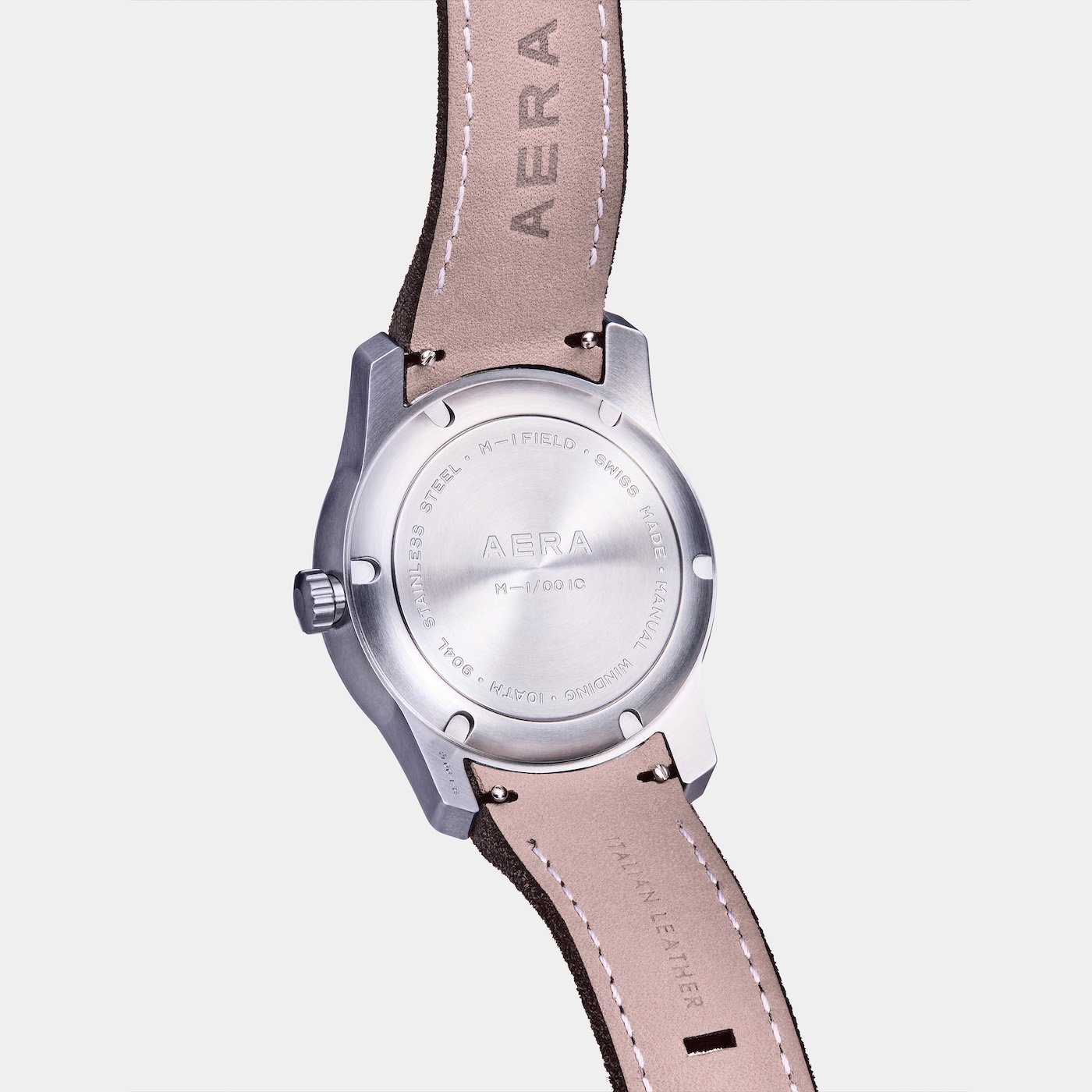 Aera M-1 Dune: A Dusty Pink Tribute to SAS ‘Pink Panther' Land Rovers