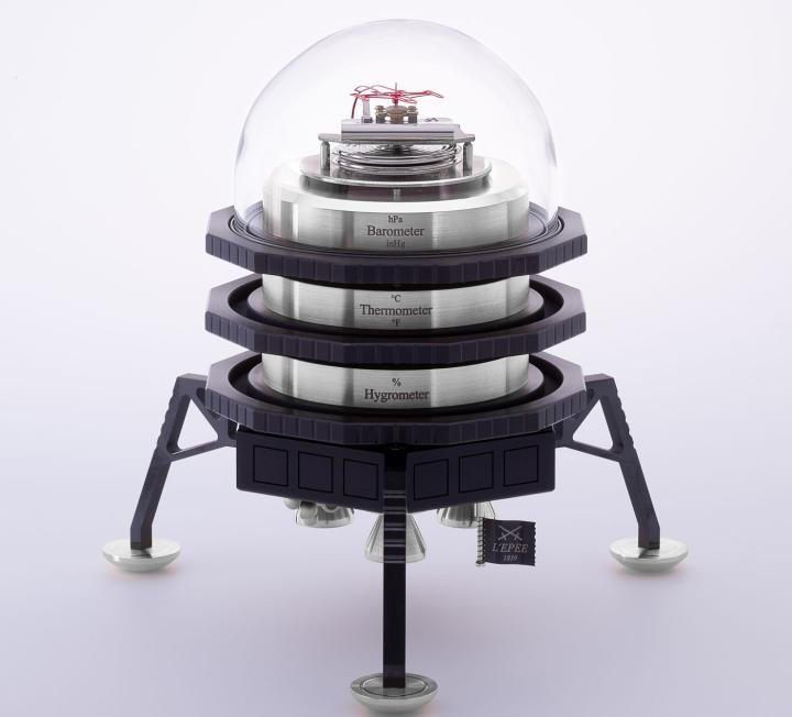 L'Epée presents the Space Module Clock