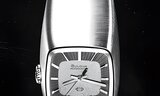 BULOVA “Accuquartz”