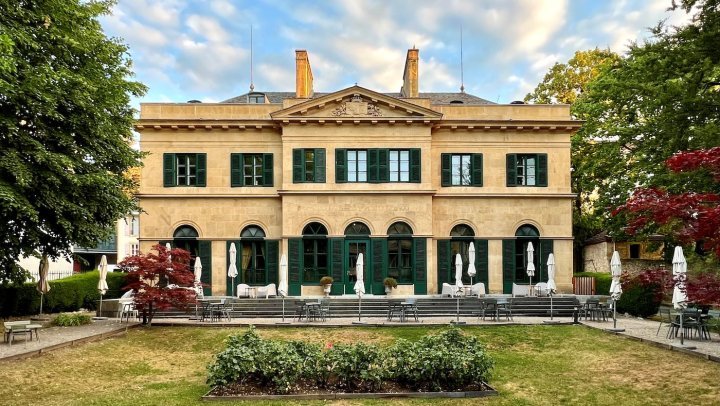 The brand recently moved into Villa Castellane in Neuchâtel.