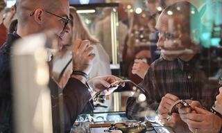 A preview of SEW watch show in Prague, November 7-8