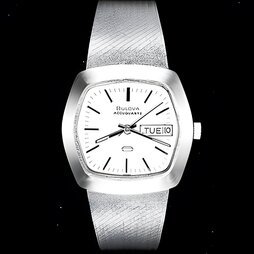 BULOVA “Accuquartz”