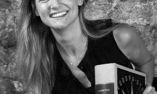 EUROPA STAR ARCADE / In the watch aisle of Les Galeries Lafayette: interview with Daphné Barré de Jenlis