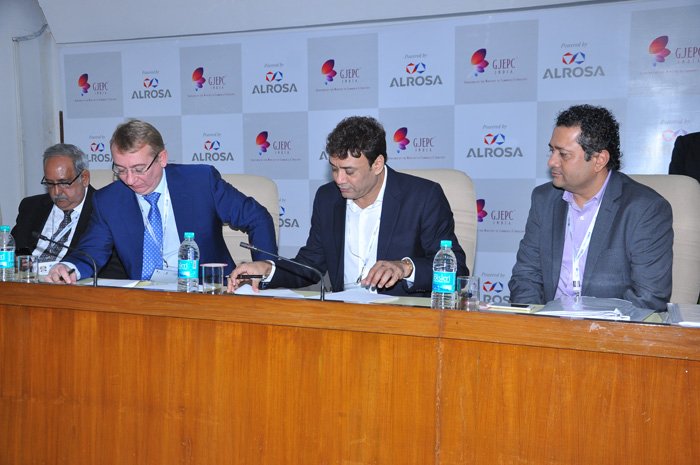 WDMF's Chairman Mr. Alex Popov (left) with Mr. Mavji Patel Managing Director of Kiran Gems and Mr. Dinesh Lakhani Director of Kiran Gems