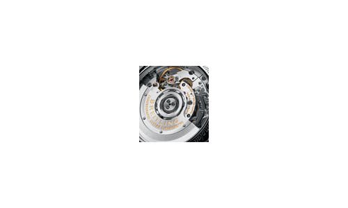 Breitling launches the first Navitimer with a 100% in-house made chronograph movement