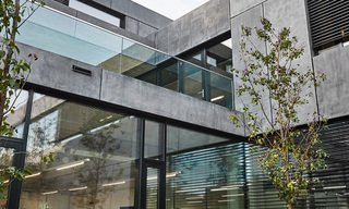 MB-Microtec: a spectacular new building