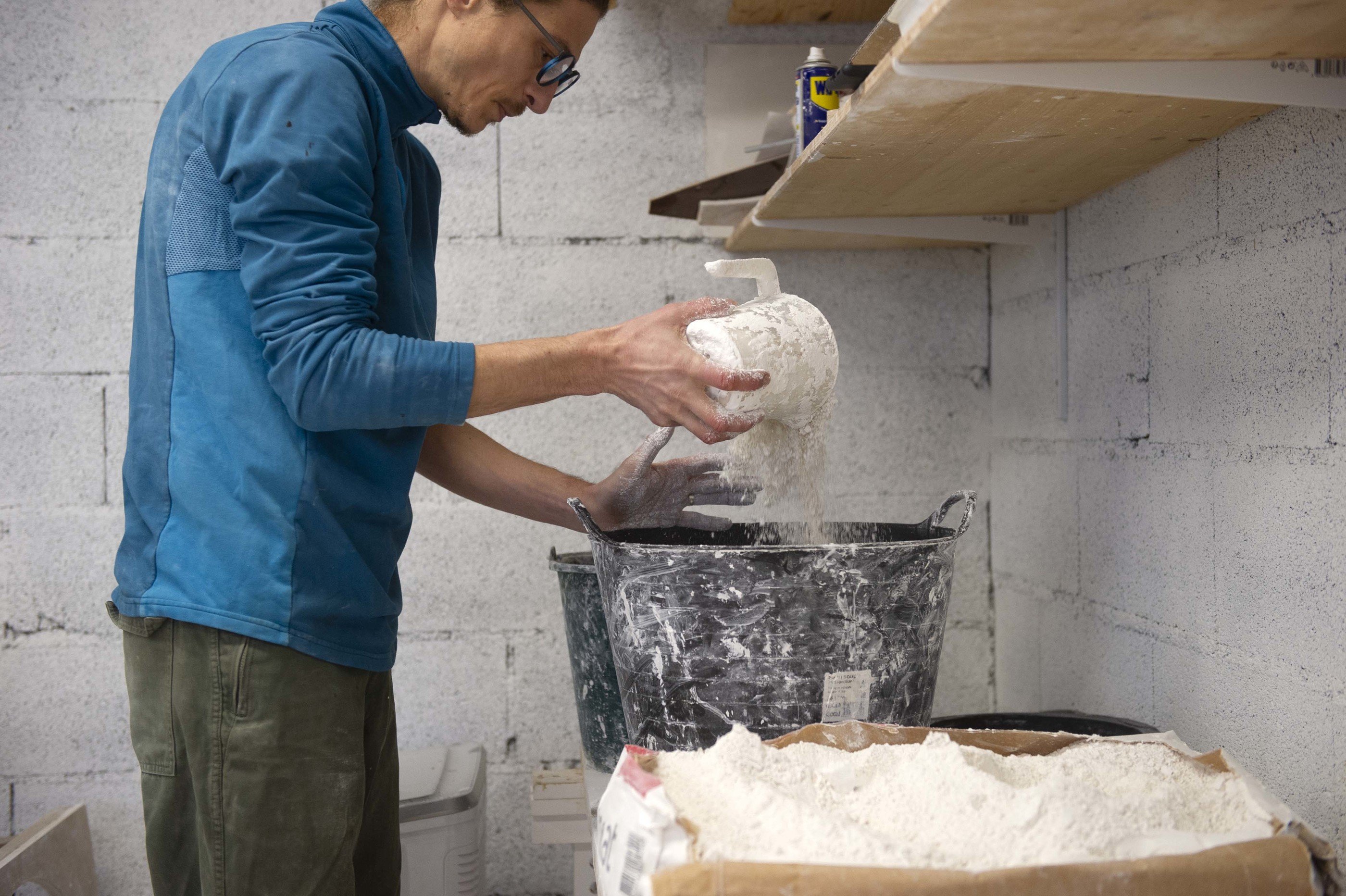 Globe Sauter & Cie: the Earth, handcrafted