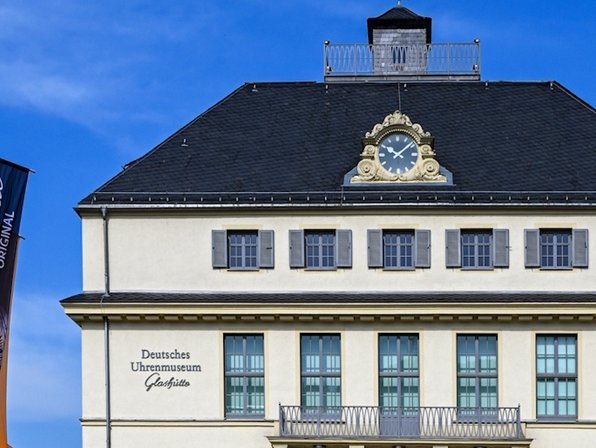 German Watch Museum Glashütte: a new foyer exhibition for the 200 years of Moritz Grossmann