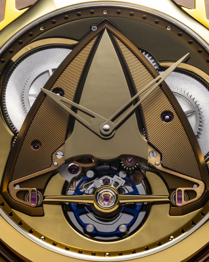 DB28xs Yellow Tones: De Bethune's Radiant Symphony in 39 mm
