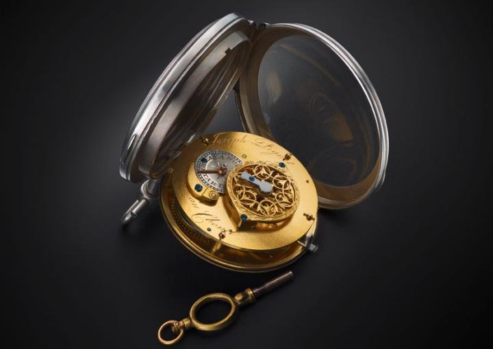 This pocket watch, presented at the beginning of the visit, is currently the oldest watch on display in the Musée Atelier Audemars Piguet. It was made by Joseph Piguet in 1769 to mark the end of his apprenticeship and his entry into the Corporation des Horlogers de la Vallée de Joux, and has remained in the family ever since. It now belongs to Olivier Audemars, Joseph Piguet's great-great-great-grandson.