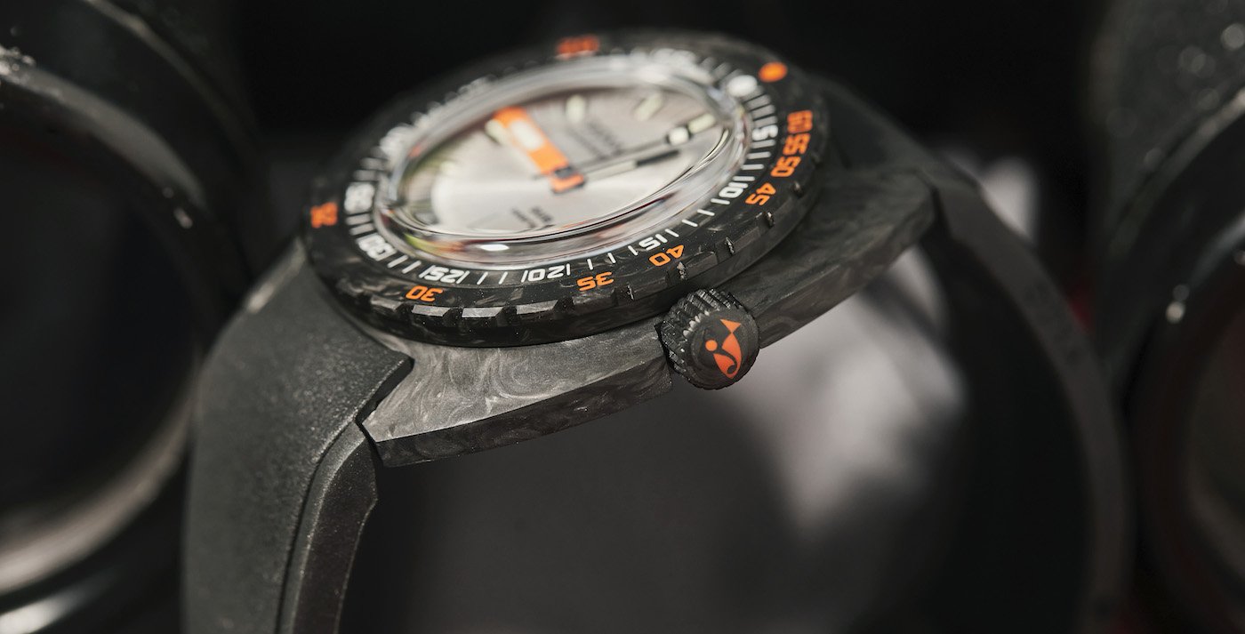 The Doxa SUB 300 carbon COSC embraces new colours