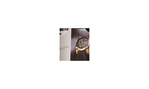 deLaCour teams up with &#x00AB; Art of Fashion &#x00BB;