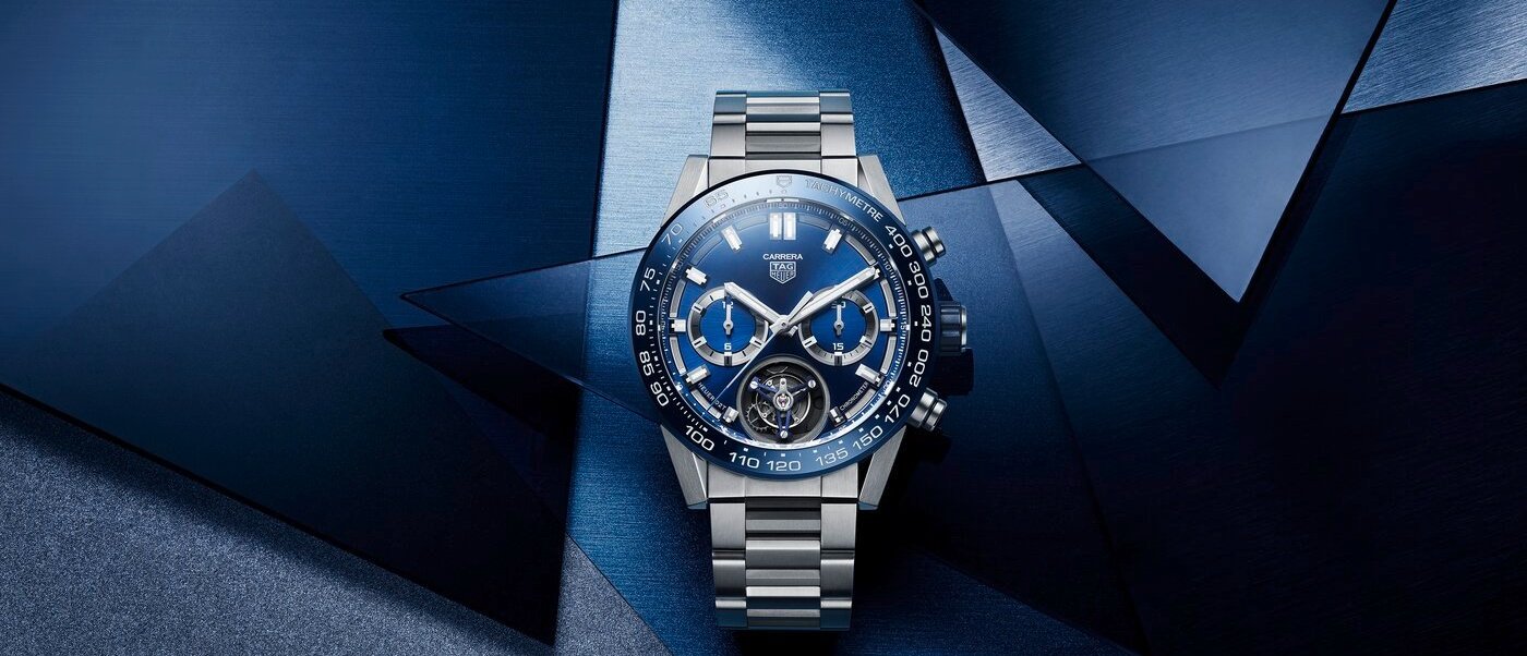 Blue and titanium for the TAG Heuer Carrera Heuer 02T