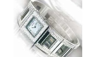 Marguerites by Lalique
