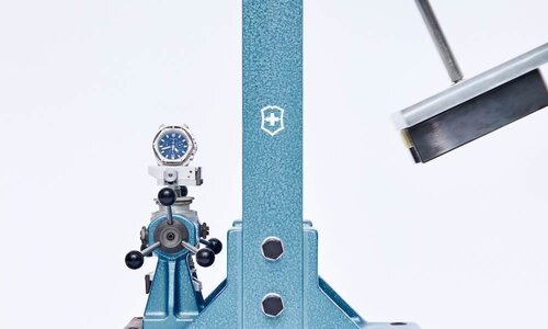 Victorinox, testing to the max