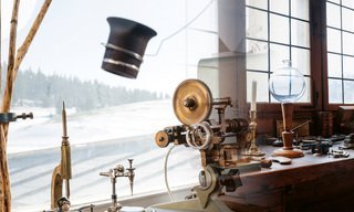 The return of the farmer-watchmaker 